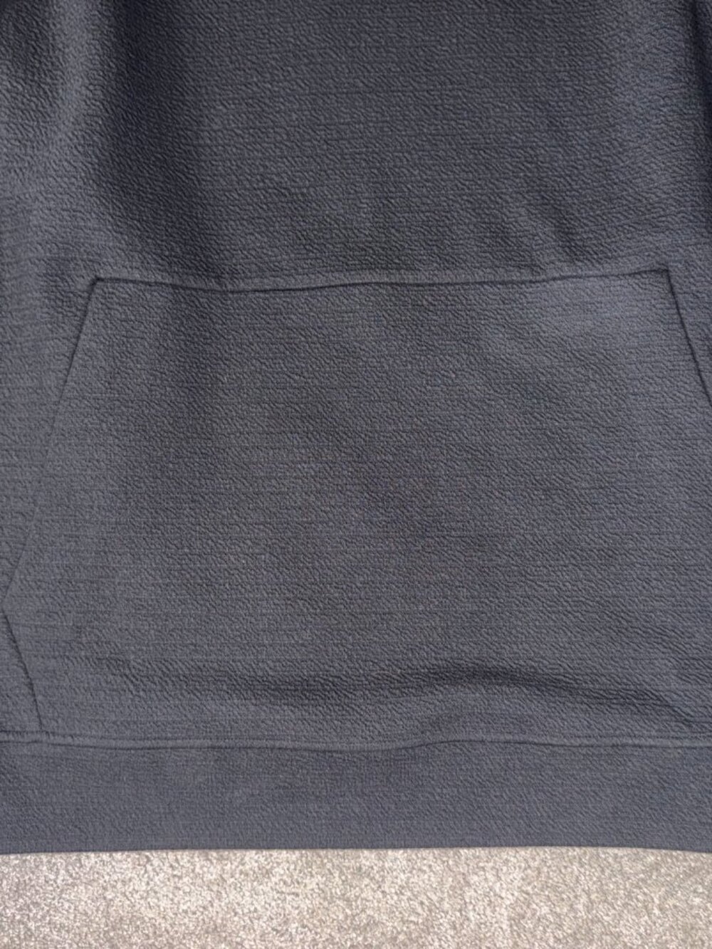 LULULEMON BLACK TEXTURED CREWNECK SWEATSHIRT- SIZE LARGE/ BRAND NEW - Picture 5 of 5